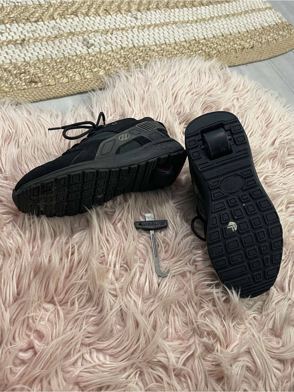 Heelys kids Black Rolling Sneakers with Removable Wheel